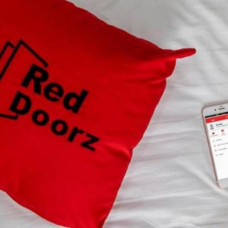 RedDoorz near Palembang Square Mall 2 Bagian luar foto