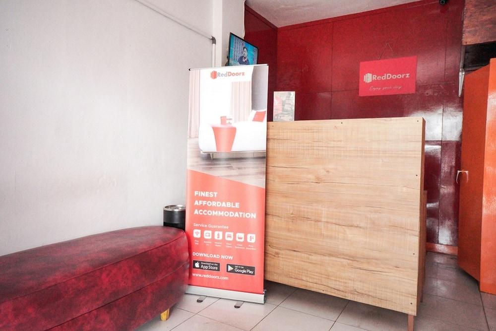 RedDoorz near Palembang Square Mall 2 Bagian luar foto