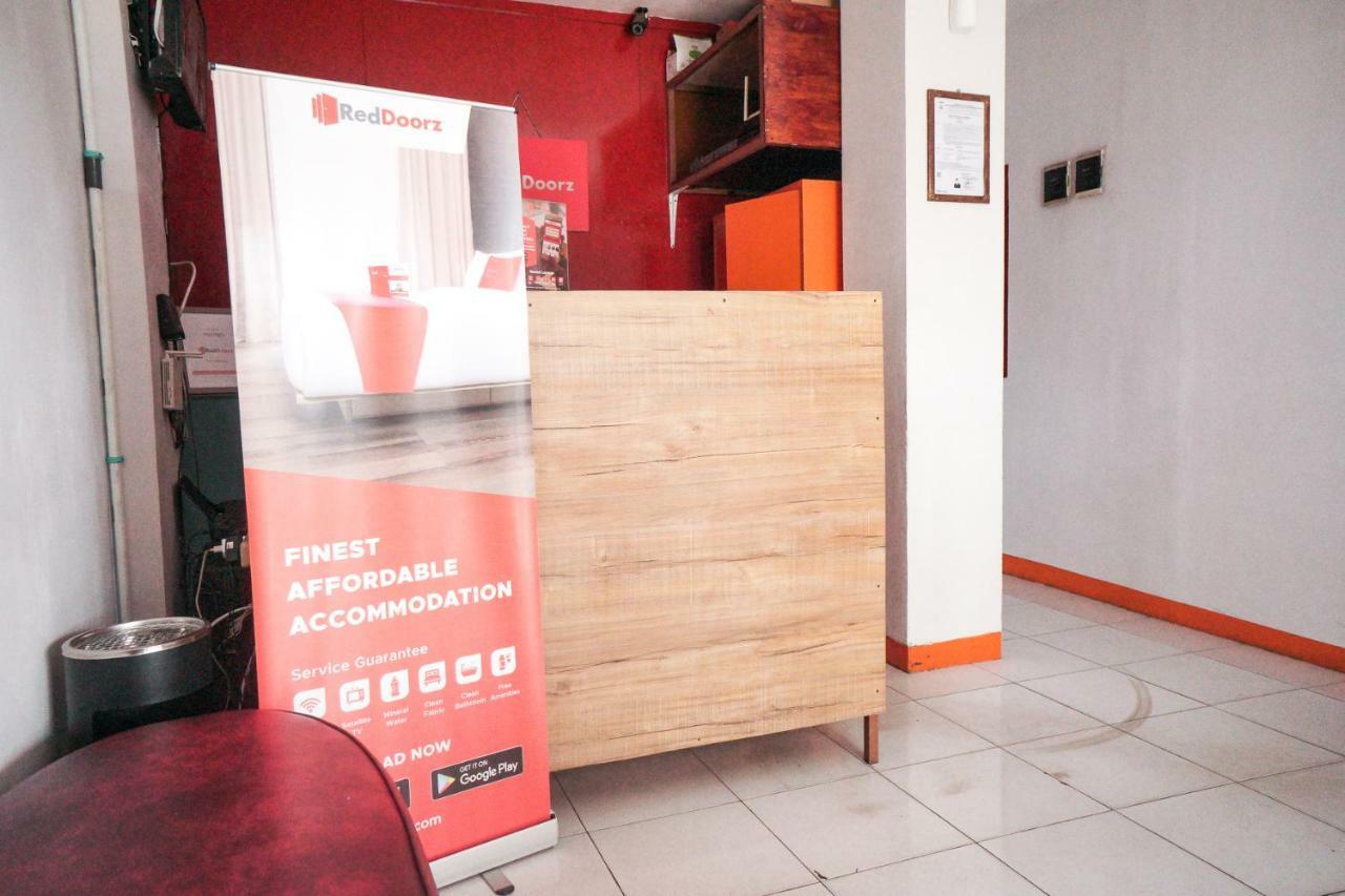 RedDoorz near Palembang Square Mall 2 Bagian luar foto