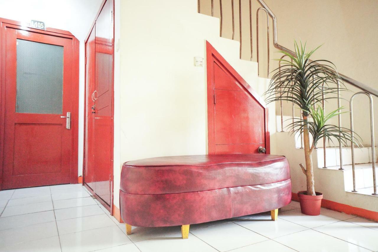 RedDoorz near Palembang Square Mall 2 Bagian luar foto